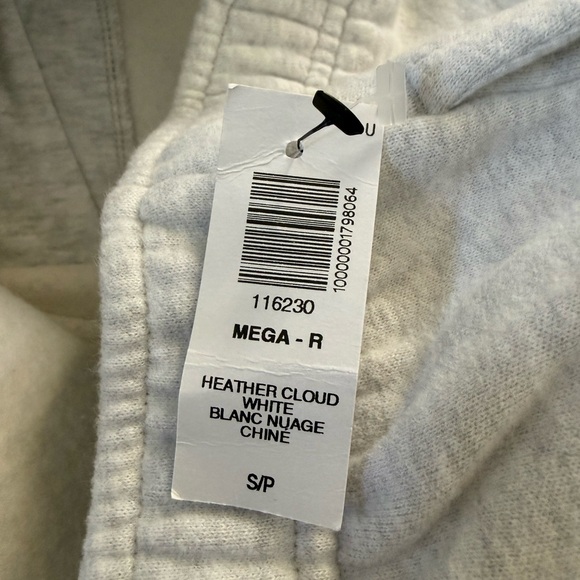 Aritzia NWT TNA Cozy Sweatfleece Mega Cargo Sweatpant small - Picture 6 of 7